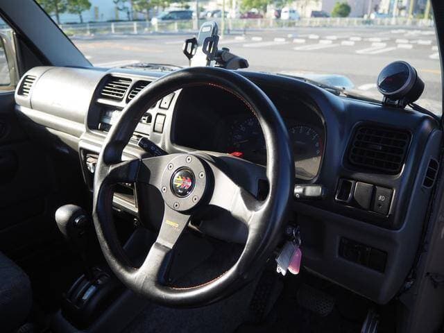 1999 Suzuki Jimny JDM car for sale — photo 7 of 20