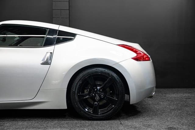 2010 Nissan Fairlady Z JDM car for sale — photo 8 of 20