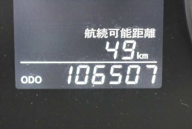 2010 Toyota Alphard JDM car for sale — photo 8 of 21