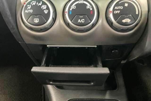 2004 Honda CR-V JDM car for sale — photo 19 of 25