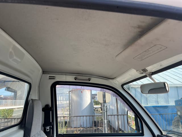 1997 Mitsubishi Minicab JDM car for sale — photo 22 of 25