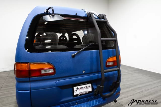 1996 Mitsubishi Delica JDM car for sale — photo 9 of 25