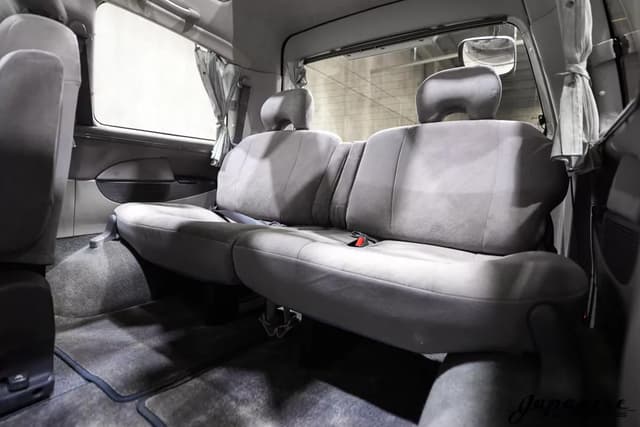 1994 Mitsubishi Delica JDM car for sale — photo 18 of 25