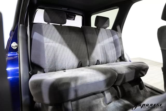 1996 Toyota Hilux Surf JDM car for sale — photo 17 of 25
