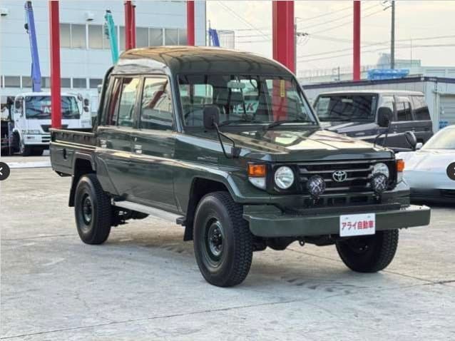 2001 Toyota Land Cruiser JDM car for sale — photo 3 of 17