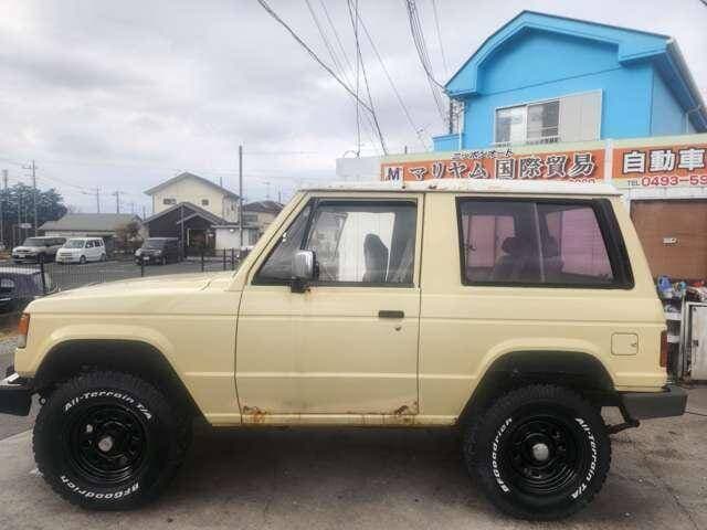 1984 Mitsubishi Pajero JDM car for sale — photo 5 of 20