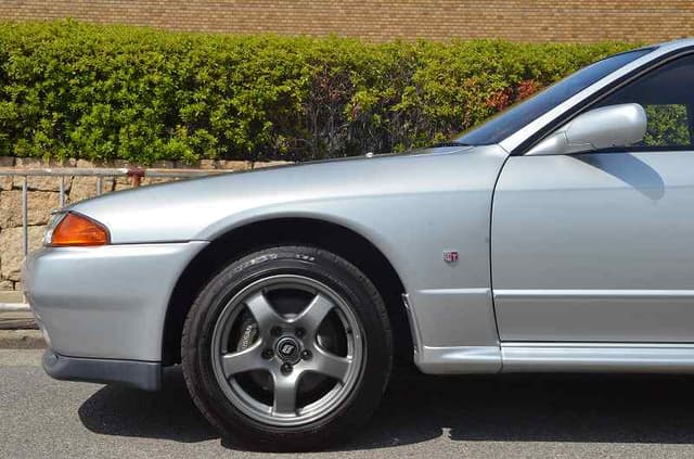 1994 Nissan Skyline JDM car for sale — photo 7 of 11