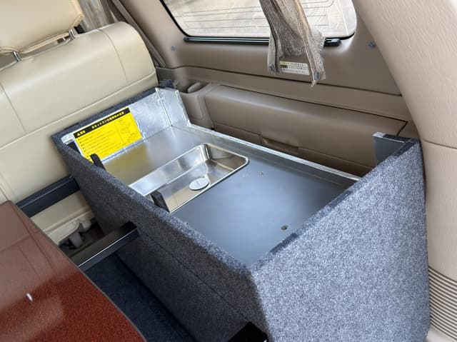 2000 Toyota Land Cruiser JDM car for sale — photo 12 of 18
