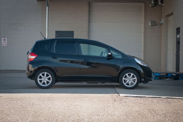2010 Honda Fit JDM car for sale — photo 7 of 25