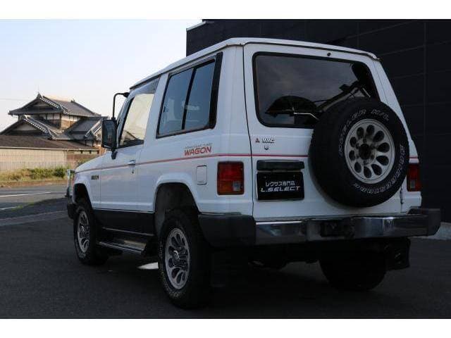 1989 Mitsubishi Pajero JDM car for sale — photo 5 of 12