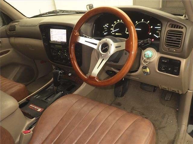 2000 Toyota Land Cruiser JDM car for sale — photo 9 of 11