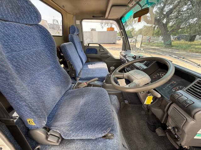 1998 Isuzu Elf JDM car for sale — photo 15 of 16