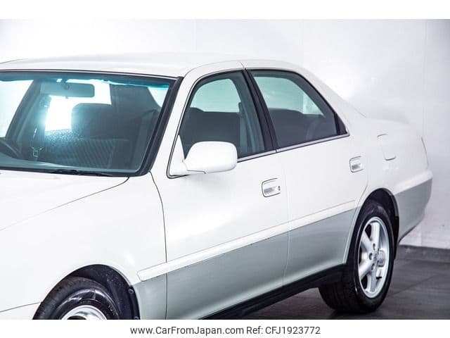 1997 Toyota Cresta JDM car for sale — photo 15 of 18