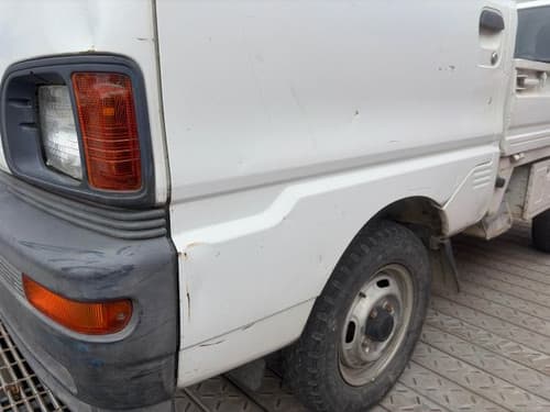 1994 Mitsubishi Minicab JDM car for sale — photo 13 of 15