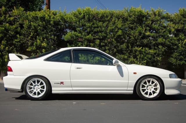1999 Honda Integra JDM car for sale — photo 12 of 25