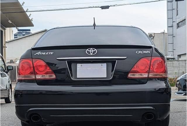 2006 Toyota Crown JDM car for sale — photo 6 of 25