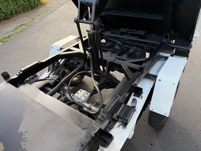 2001 Daihatsu Hijet JDM car for sale — photo 21 of 25