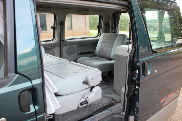 1995 Mazda Bongo JDM car for sale — photo 18 of 22