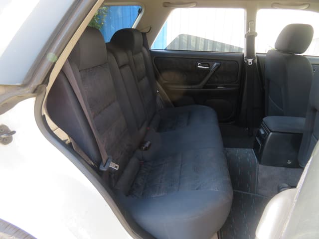 2000 Nissan Stagea JDM car for sale — photo 17 of 25