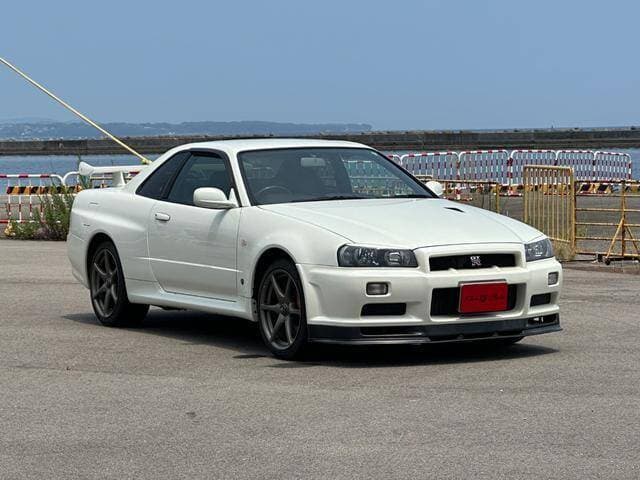 2001 Nissan Skyline JDM car for sale — photo 11 of 16