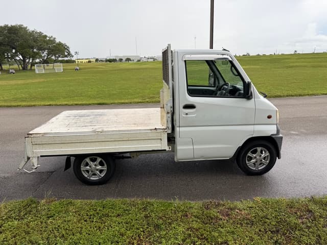 1999 Mitsubishi Minicab JDM car for sale — photo 15 of 22