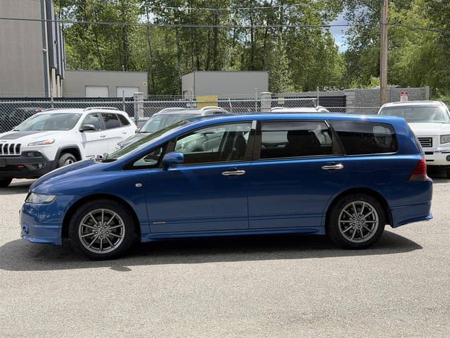 2006 Honda Odyssey JDM car for sale — photo 4 of 10