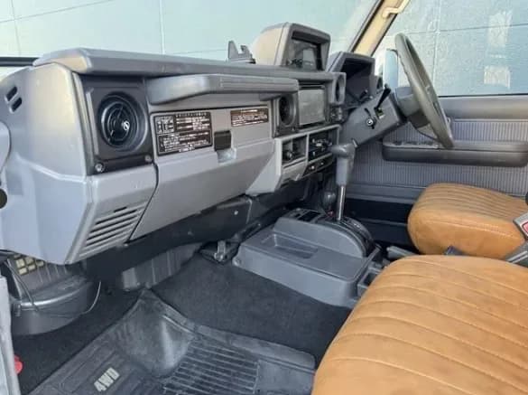 1990 Toyota Land Cruiser Prado JDM car for sale — photo 11 of 17