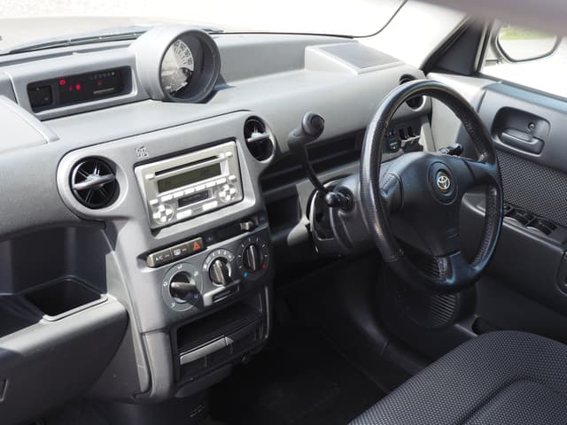 2002 Toyota JDM car for sale — photo 15 of 25