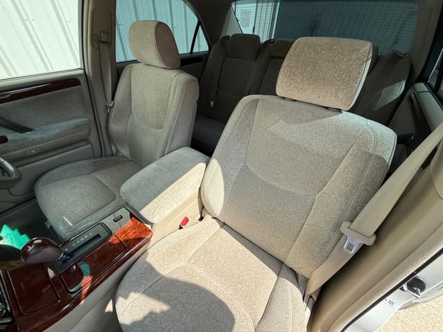 2000 Toyota Crown JDM car for sale — photo 12 of 22