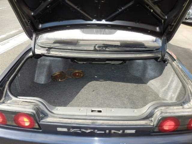 1993 Nissan Skyline JDM car for sale — photo 18 of 20