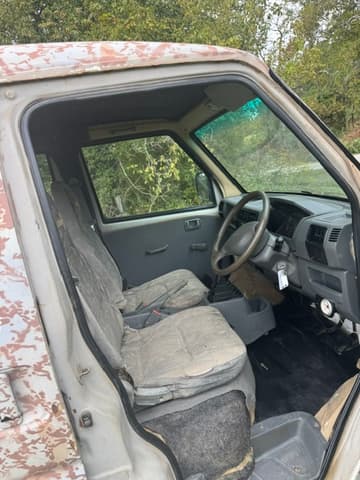 2005 Mitsubishi Minicab JDM car for sale — photo 9 of 10