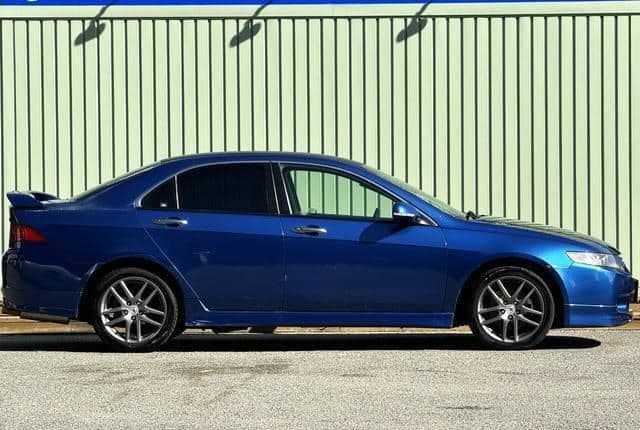 2004 Honda Accord JDM car for sale — photo 8 of 25