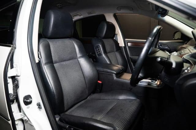2009 Nissan Fuga JDM car for sale — photo 12 of 15
