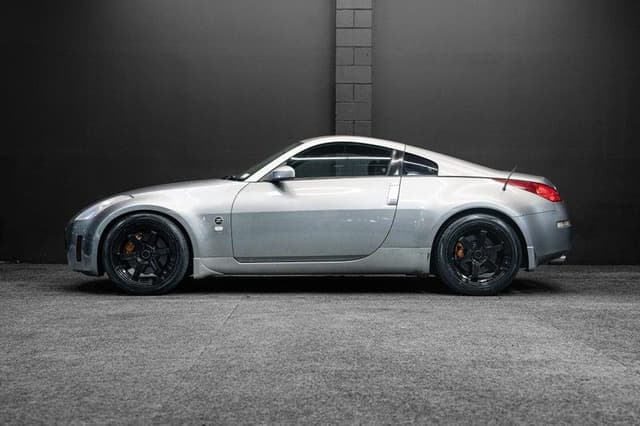 2005 Nissan Fairlady Z JDM car for sale — photo 7 of 17