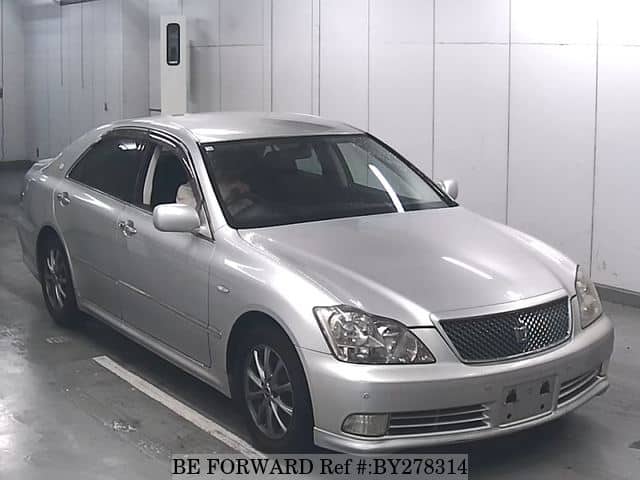 2004 Toyota Crown JDM car for sale — photo 6 of 6