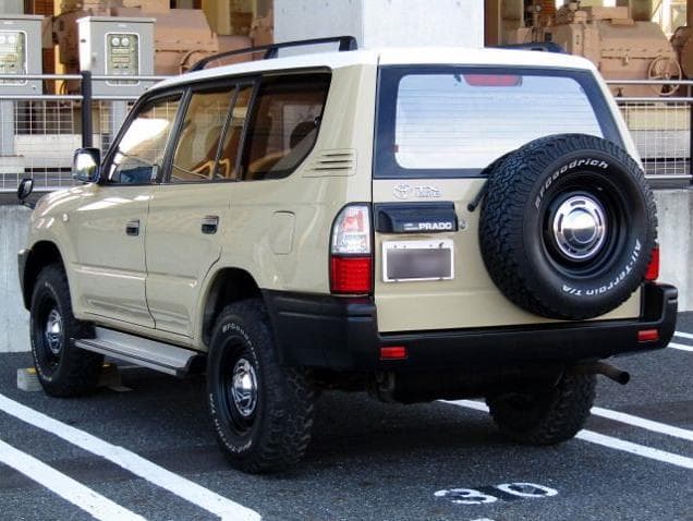 1998 Toyota Land Cruiser Prado JDM car for sale — photo 16 of 19