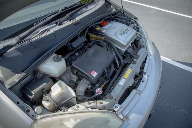 2001 Toyota Prius JDM car for sale — photo 15 of 18