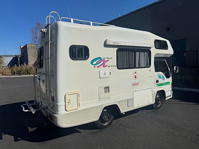 1995 Isuzu Elf JDM car for sale — photo 6 of 25