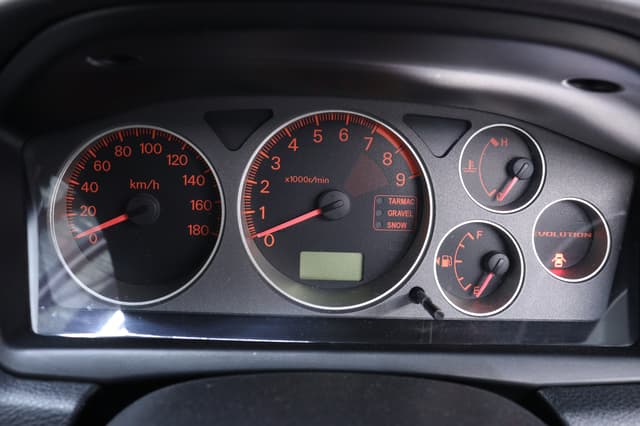 2001 Mitsubishi Lancer Evolution JDM car for sale — photo 11 of 25