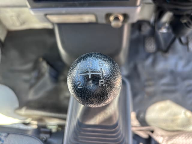 1997 Mitsubishi Minicab JDM car for sale — photo 19 of 25