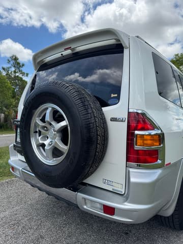 1999 Mitsubishi Pajero JDM car for sale — photo 6 of 25