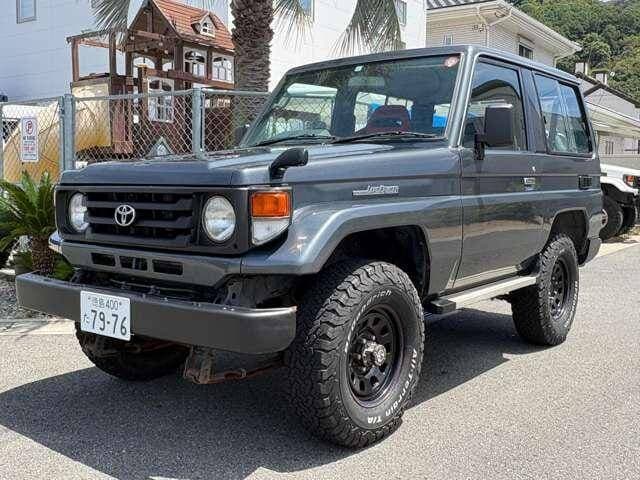 1996 Toyota Land Cruiser JDM car for sale — photo 2 of 20