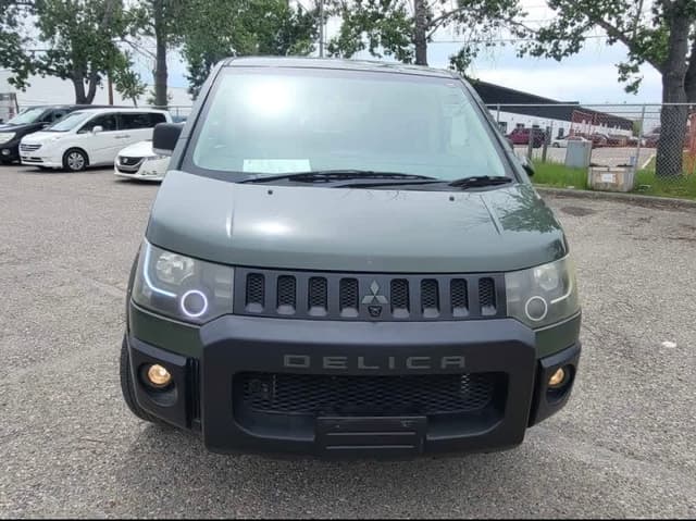 2007 Mitsubishi Delica JDM car for sale — photo 3 of 15