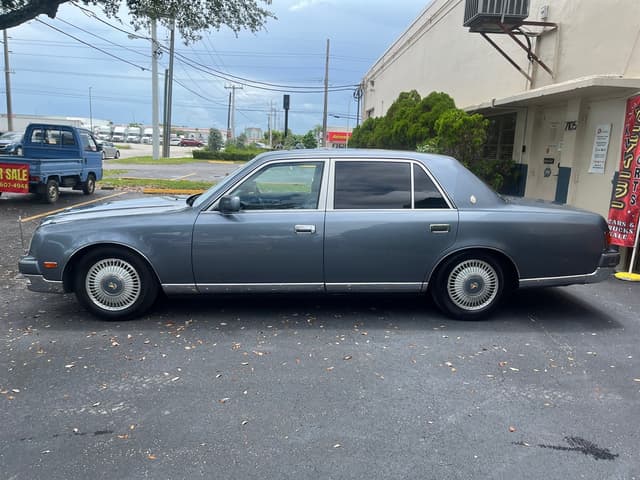 1997 Toyota Century JDM car for sale — photo 4 of 21