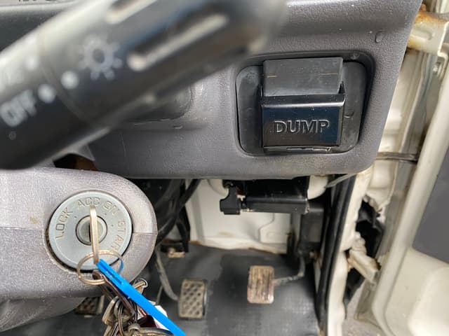 1995 Mitsubishi Minicab JDM car for sale — photo 18 of 20