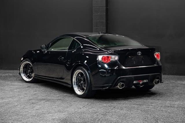 2012 Toyota 86 JDM car for sale — photo 4 of 17