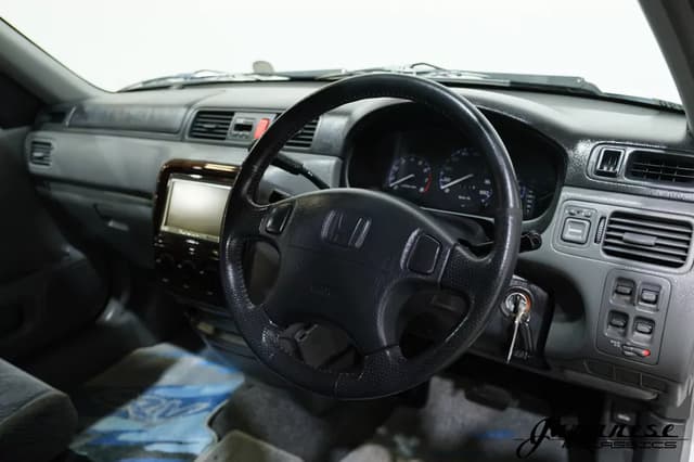 1997 Honda CR-V JDM car for sale — photo 13 of 25