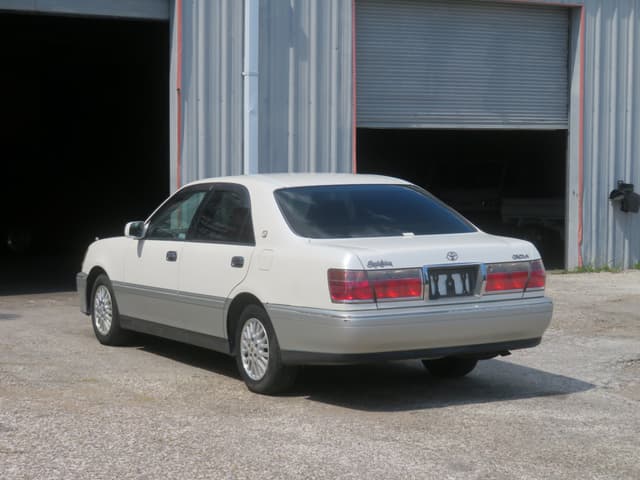 2000 Toyota Crown JDM car for sale — photo 6 of 25