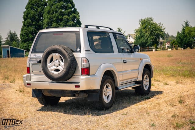 2000 Toyota Land Cruiser JDM car for sale — photo 6 of 25