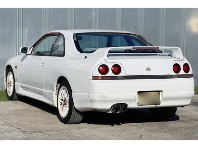 1995 Nissan Skyline JDM car for sale — photo 4 of 5